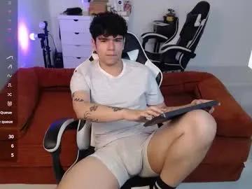 alec_spencer — Make me CUMMM!!! [750 tokens left] CUM on Guys lets have fun!!! #lovense #bigass #submissive #new #shy