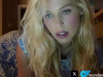 allissonhotbb on Chaturbate 