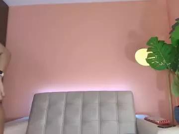 almacastillo2 on Chaturbate 