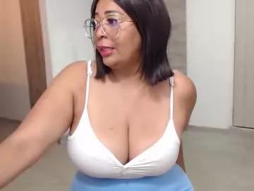 ambarsofhia on Chaturbate 