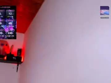 anaisvelvet2025 on Chaturbate 