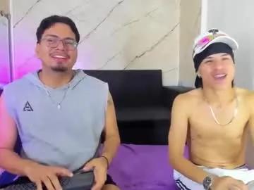 anyelo_sexyhot on Chaturbate
