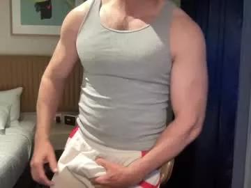 aussiemuscledad on Chaturbate 