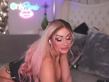 avalonnfoxx on Chaturbate 
