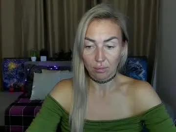 ay_kiss_jully on Chaturbate