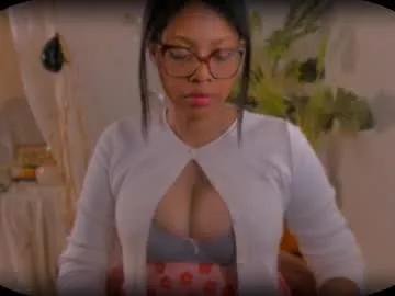 bellablakes18 on Chaturbate 
