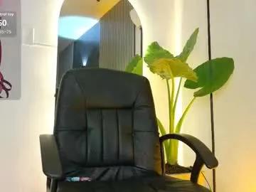 belladuboiss_ on Chaturbate 