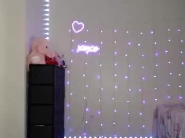 bellamonroee on Chaturbate 