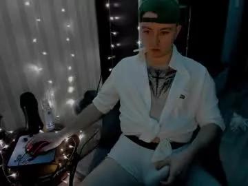 bennor_chik on Chaturbate 