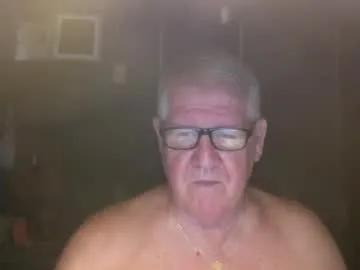 bigbeerdrinker1 — I'm a older gentleman #c2c # cum chat # love oral #.size 13 shoe #