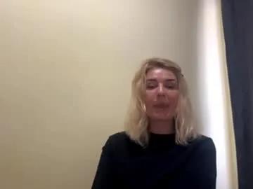 blondie_xoxoxo on Chaturbate