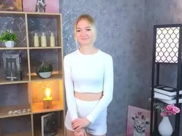 casseyfoeller — The goal: take off my bra and stay in top  I'm Cassey , im new here!! #new #shy #18 #blonde #teen [0 tokens remaining]
