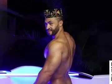 cesar_joness — Heeyy,,, guys  and   girs  is  time  for   fun  , and  dont forget   followme   and  put my ass very strong with  buzzing zumbar