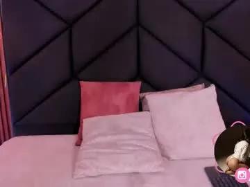 chloe_morgans on Chaturbate