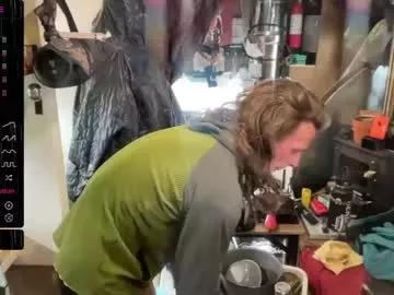 collegestudmole420 on Chaturbate 