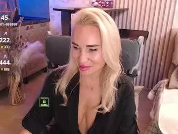 cuddlylina on Chaturbate 