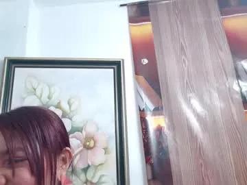 dannamomcerrat on Chaturbate 