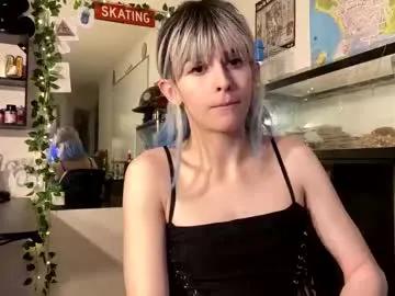 dommymommytgirl on Chaturbate 