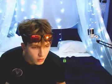 dylan_bold — GOAL: show heart [18 tokens remaining] Welcome to my room! #bigcock #tease #hair #sph #cum