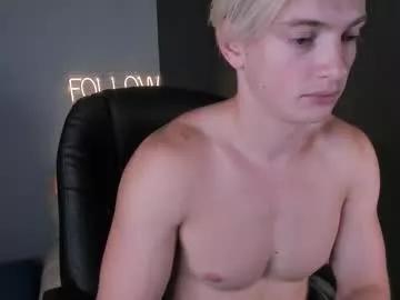 eevee52 on Chaturbate 