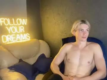 eevee52 on Chaturbate 