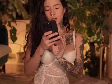 effylowell_ on Chaturbate 