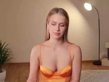 ella_twinkle on Chaturbate 