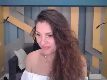 ellalongs on Chaturbate 