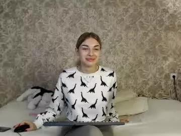 ellamilla on Chaturbate 