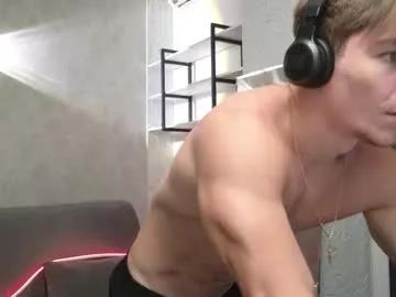 elliot_muscle04 on Chaturbate 