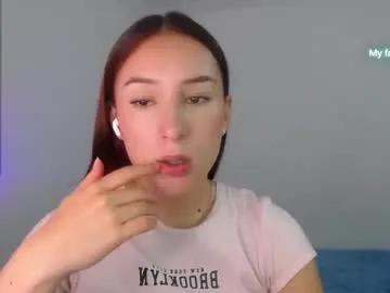 emaa_martins on Chaturbate