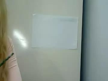 evelinameowy on Chaturbate 