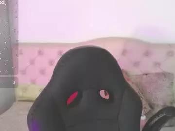 evelyn_mature19 on Chaturbate 