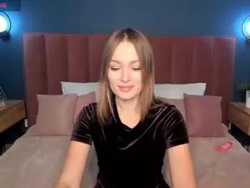 evelynpoole on Chaturbate 