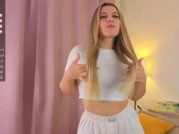 eyesonme_ on Chaturbate 