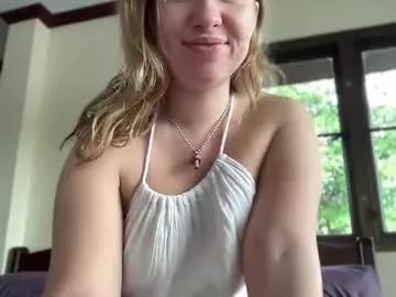 fluffy_bunnyxxx on Chaturbate 