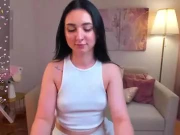 flufyfoxx on Chaturbate 