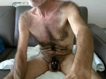 furrydawg on Chaturbate 