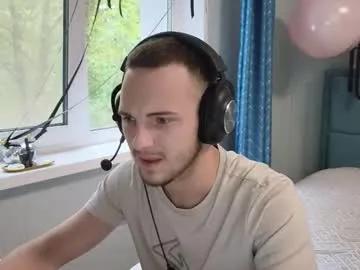 golden_boyyy21 on Chaturbate