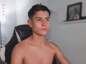 hey_cesard — PLAY WITH 22CM - 9" #monstercock #dildo #latino #twink #lovense [251 tokens remaining]