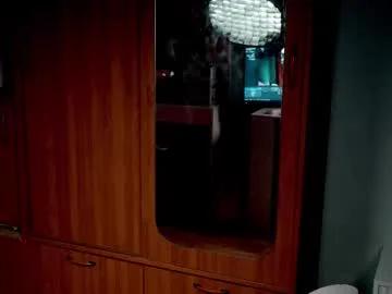 ho1yh01e on Chaturbate