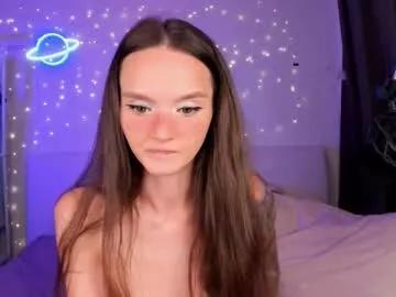 hottiesteverly on Chaturbate 