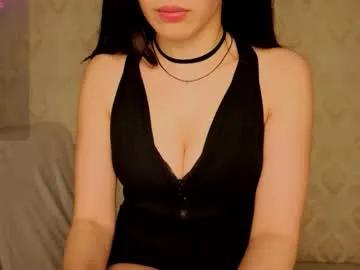 iris_on_cam on Chaturbate 
