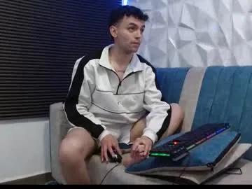 isaac_tan on Chaturbate 