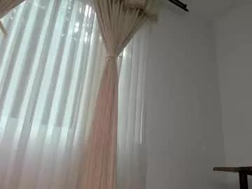 issagodiva on Chaturbate 