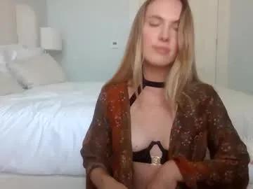 ivyyy1995 on Chaturbate
