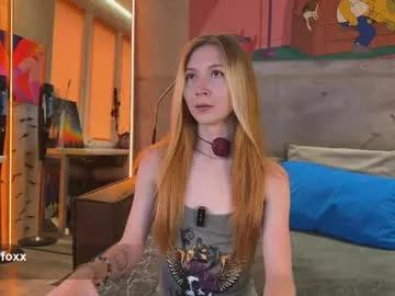 izi_fox on Chaturbate