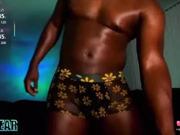 izzybear_ on Chaturbate 