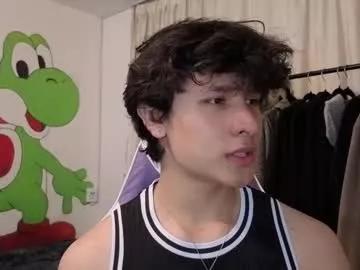 j_u_p_i_t_e_r on Chaturbate 