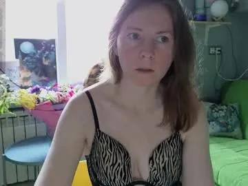 janepearl — ass massage [74 tokens left] Nice to see you in my kitchen #mature #milf #natural #redhead #bigboobs